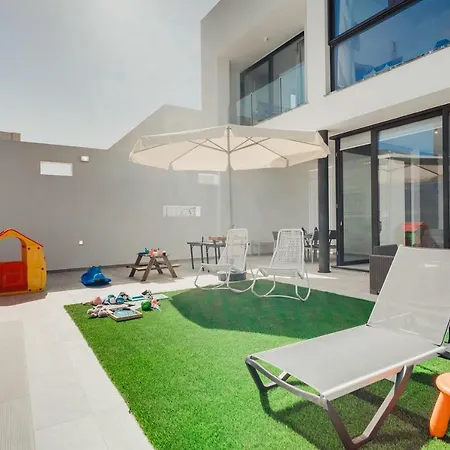 Sunnyvillas 4br New Private Pool In Pernera 别墅