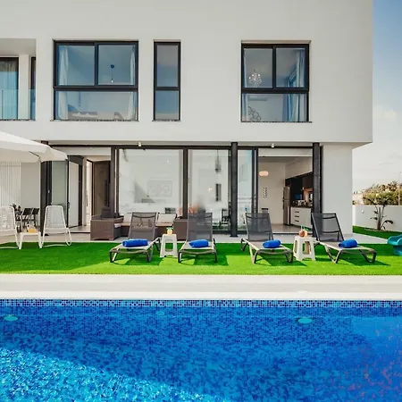 别墅 Sunnyvillas 4br New Private Pool In Pernera 普罗塔拉斯