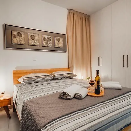 Sunnyvillas 4br New Private Pool In Pernera 别墅 *